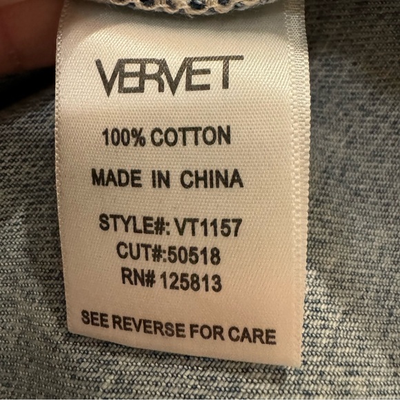 Vervet Acid Wash Distressed Classic Crop Denim Jacket 80s 90s Retro size Medium - Picture 3 of 6